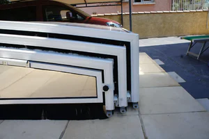 abri piscine sans rails au sol.jpg.webp 2 960x639